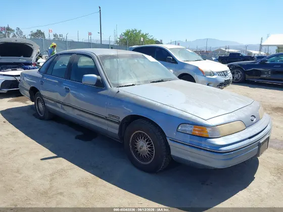 1992 Ford Crown Victoria