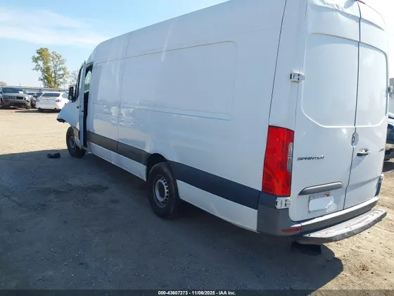 2021 Freightliner SPRINTER HIGH ROOF I4 DIESEL