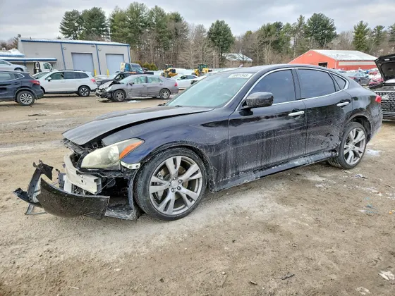 2013 INFINITI M56