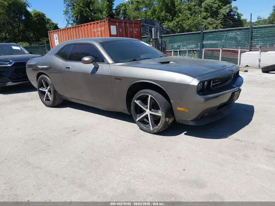 2010 Dodge Challenger SE