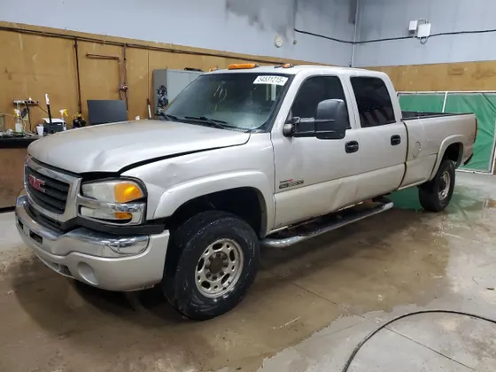 2006 GMC Sierra 3500 DRW SL