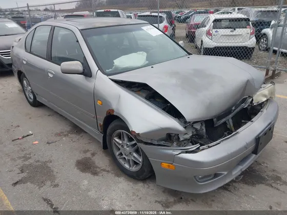 2000 INFINITI G20 Luxury