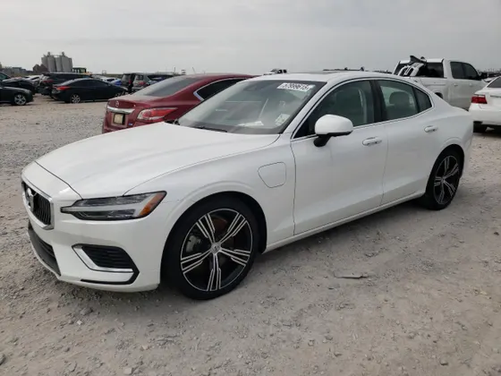 2022 Volvo S60 Recharge Plug-In Hybrid Inscription