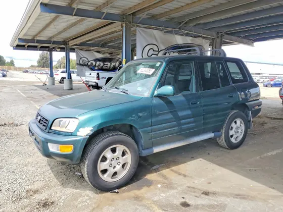 2000 Toyota RAV4