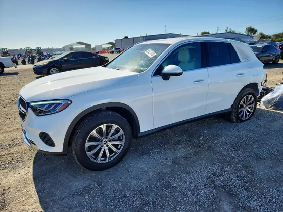 2023 Mercedes-Benz GLC GLC 300