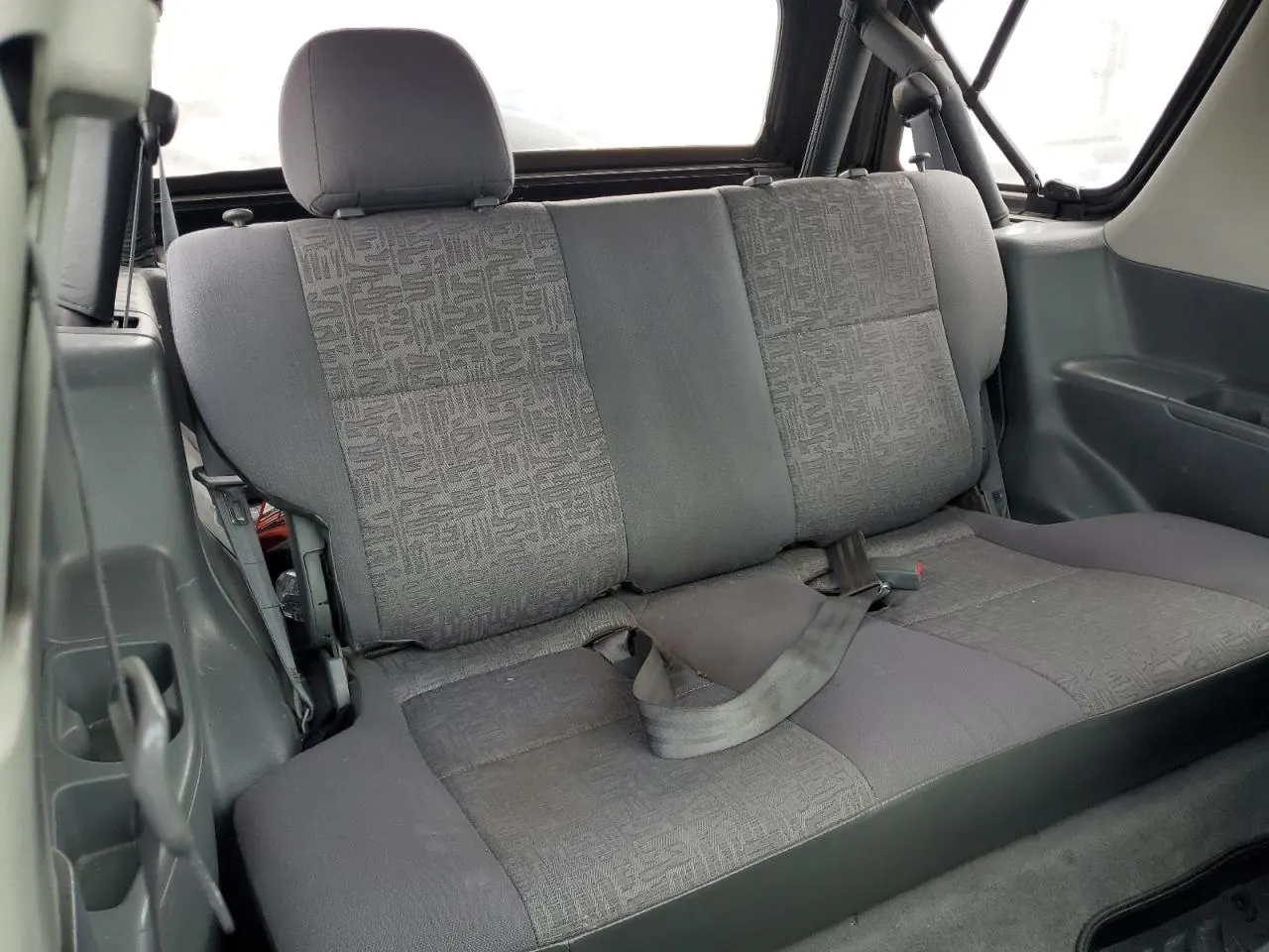 2002 Isuzu Rodeo Sport SPORT
