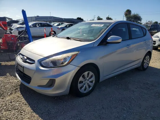 2016 Hyundai Accent SE