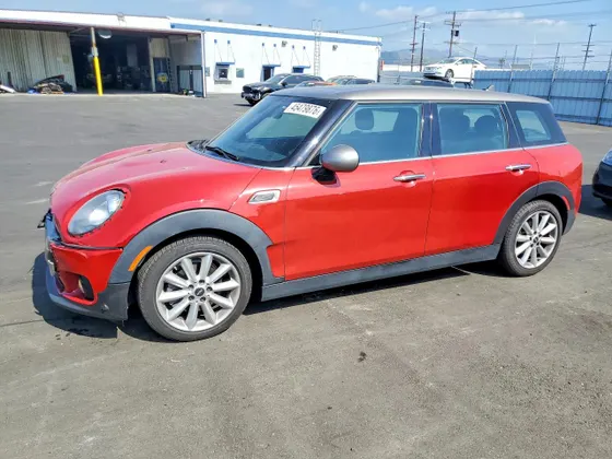 2016 MINI Cooper Clubman COOPER