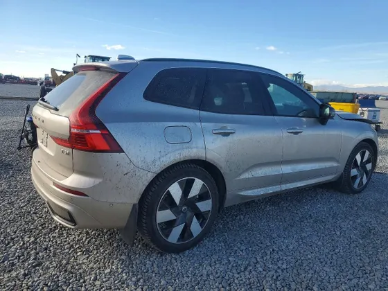 2025 Volvo XC60 Plug-In Hybrid Ultra