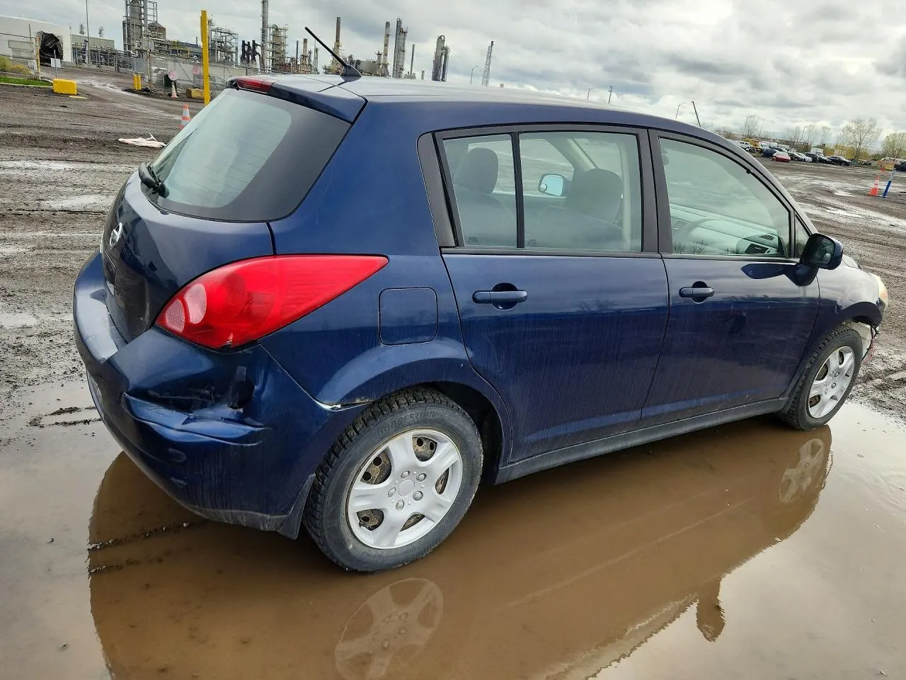 2008 Nissan Versa 1.8 SL