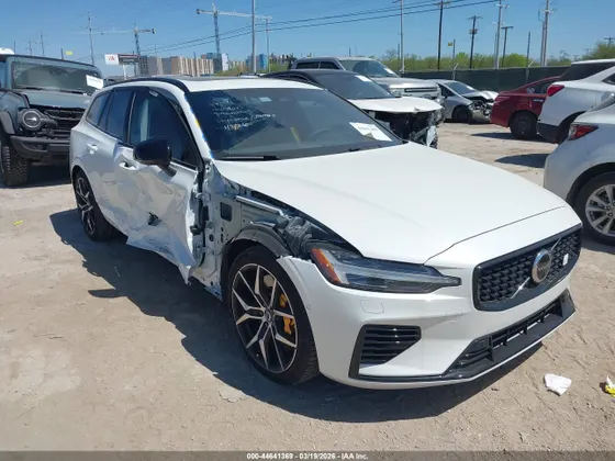 2024 Volvo V60 Recharge Plug-In Hybrid Polestar Engineered