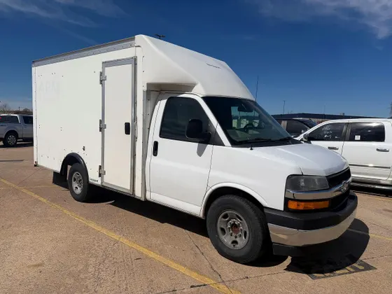 2020 Chevrolet Express Commercial Cutaway EXPRESS G3500