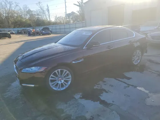 2018 Jaguar XF 25t Prestige