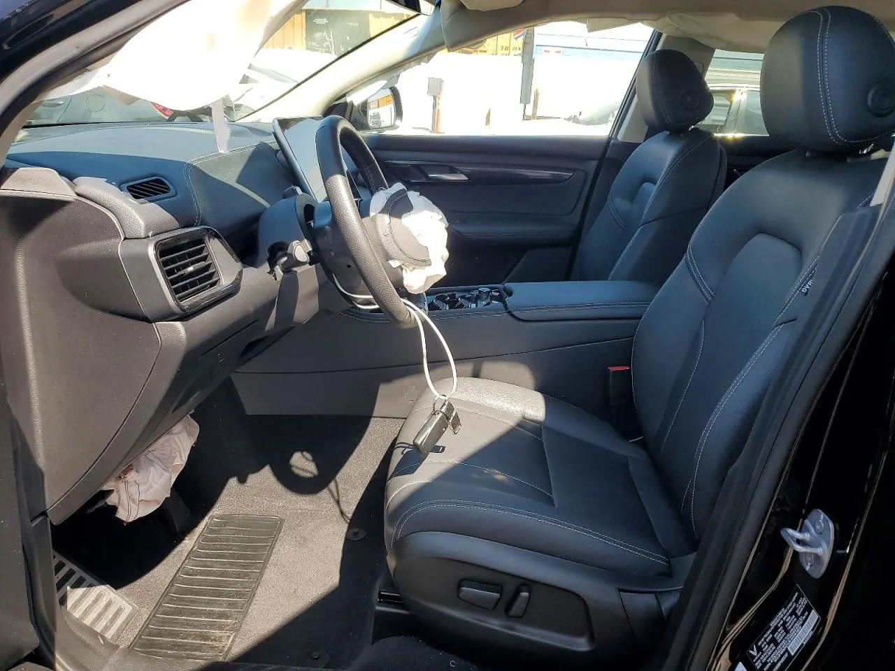 2023 VinFast VF 8 Eco