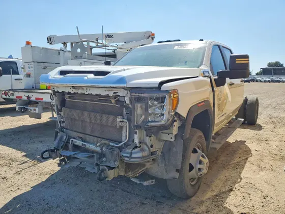 2020 GMC Sierra 3500HD CC Pro