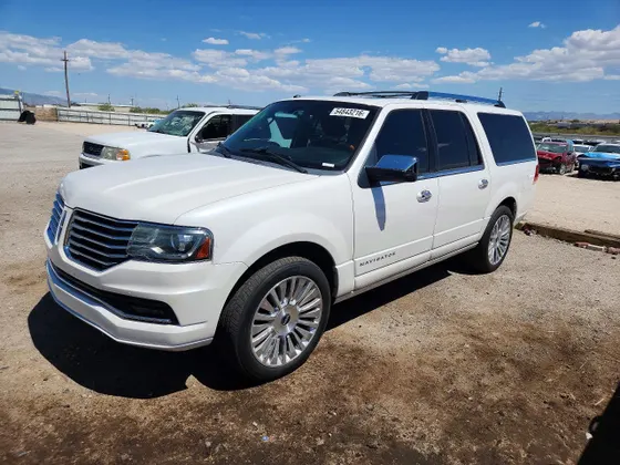 2016 Lincoln Navigator L Select
