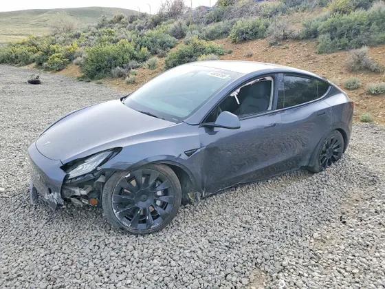 2022 Tesla Model Y Long Range