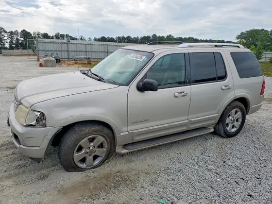 2004 Ford Explorer Limited