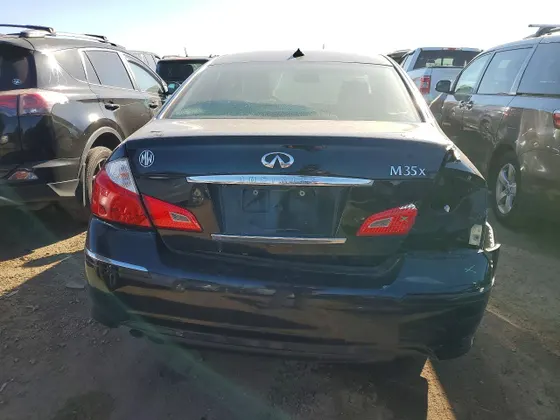 2010 INFINITI M35
