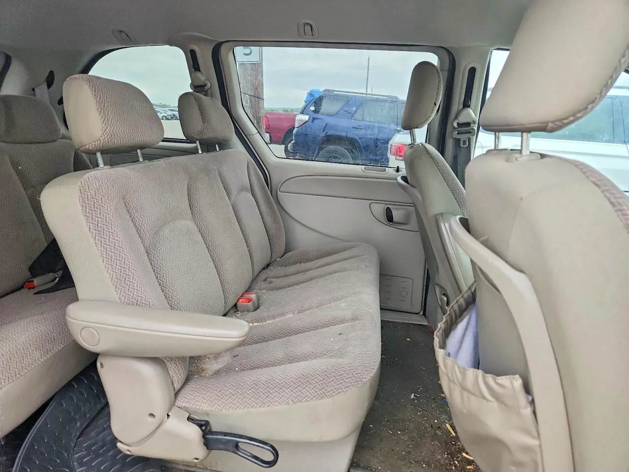 2007 Chrysler Town & Country SWB TOWN & COUNTRY
