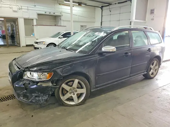 2010 Volvo V50 R-Design