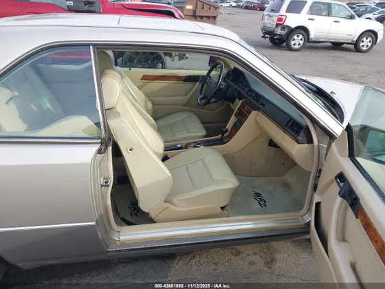 1992 Mercedes-Benz 300 Series 300CE
