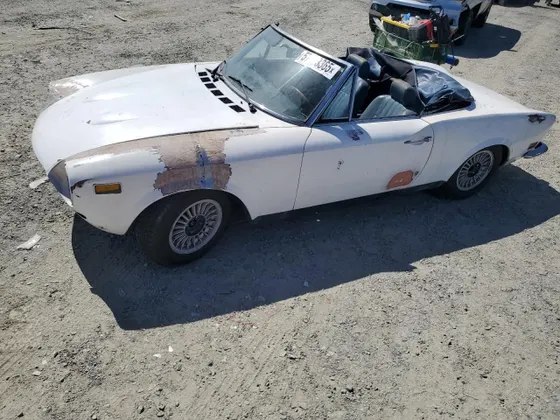 1973 FIAT 124 Spider