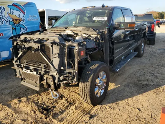 2018 GMC Sierra 3500HD Denali