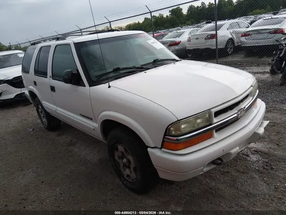 2002 Chevrolet Blazer LS