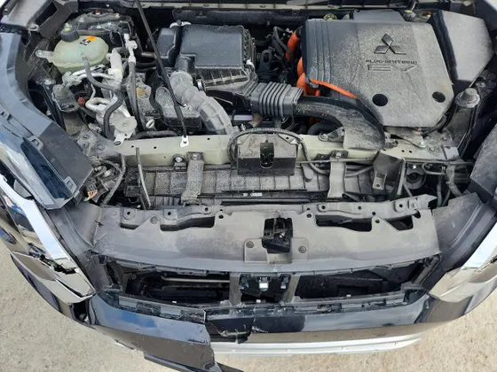 2023 Mitsubishi Outlander PHEV SEL