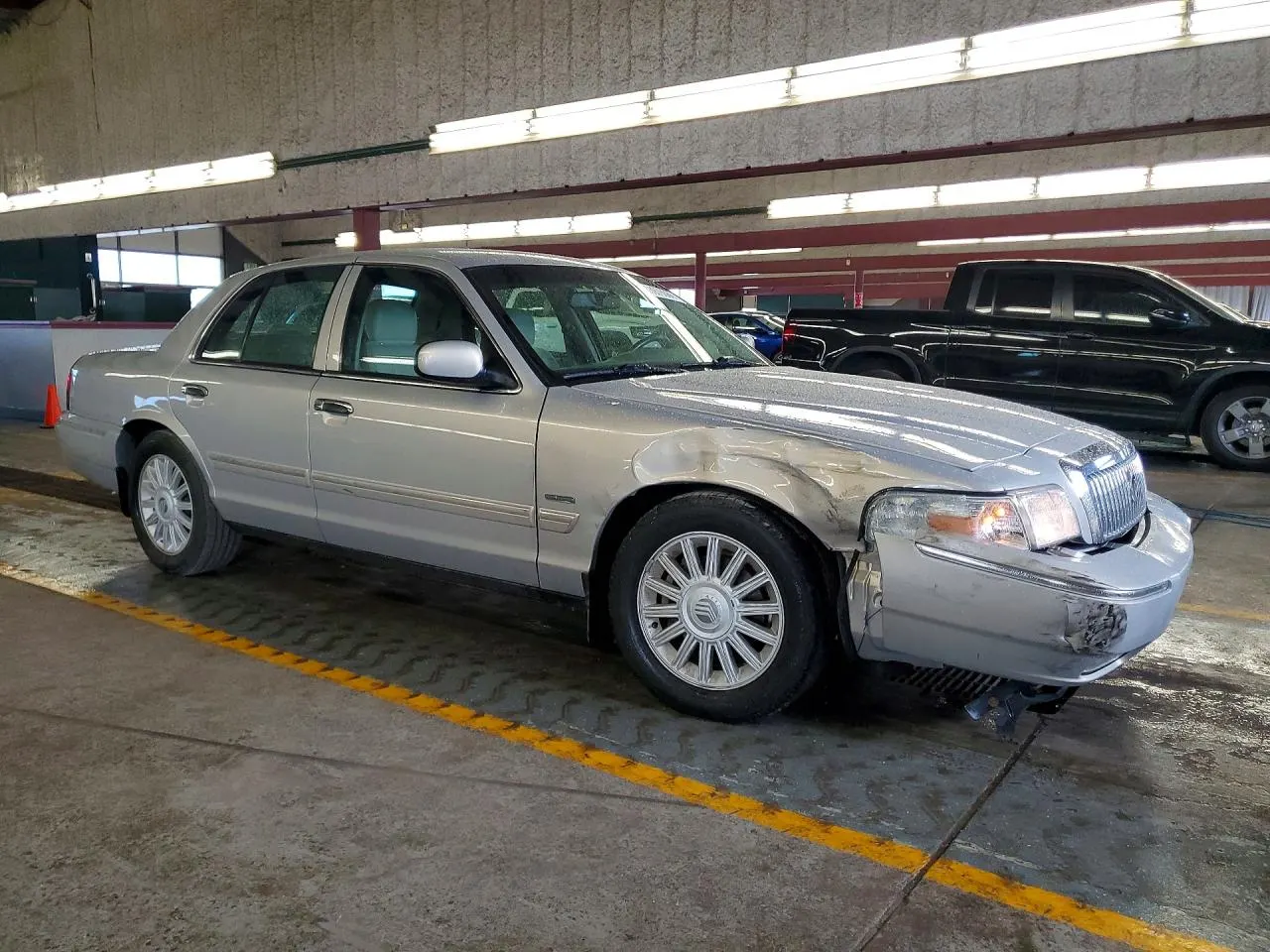 2010 Mercury Grand Marquis LS