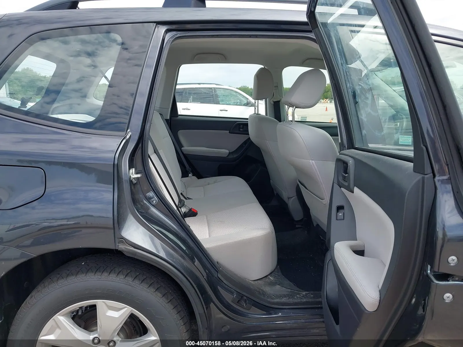 2015 Subaru Forester 2.5i