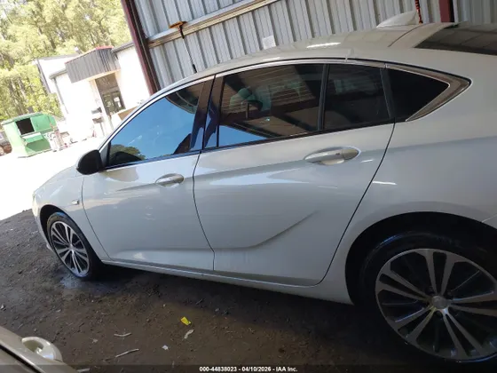 2019 Buick Regal Sportback Preferred II