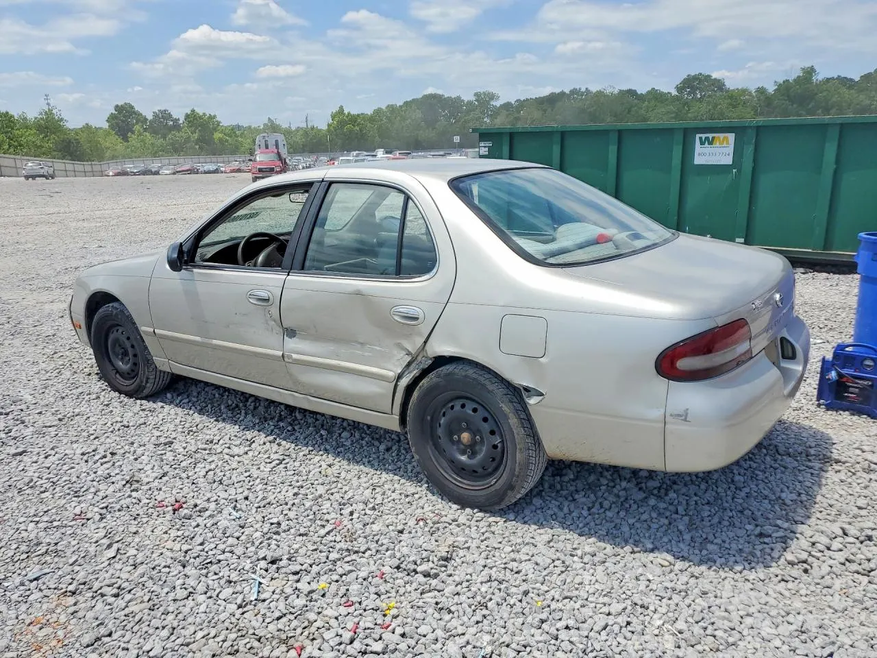 1997 Nissan Altima XE