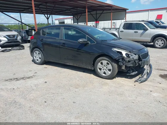 2017 Kia Forte5 LX