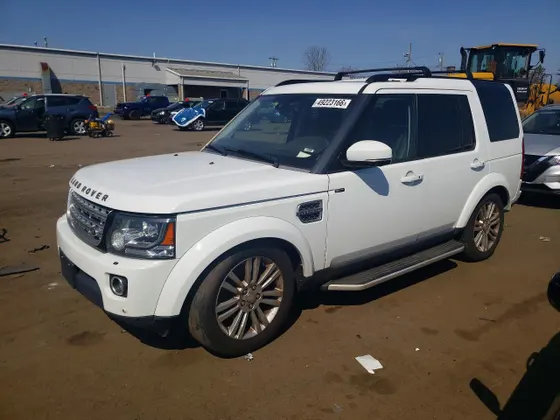 2014 Land Rover LR4 LUX