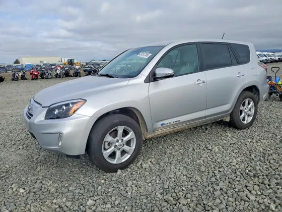 2014 Toyota RAV4 EV