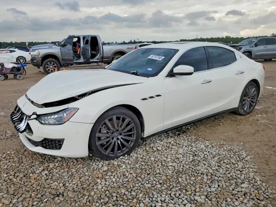 2019 Maserati Ghibli