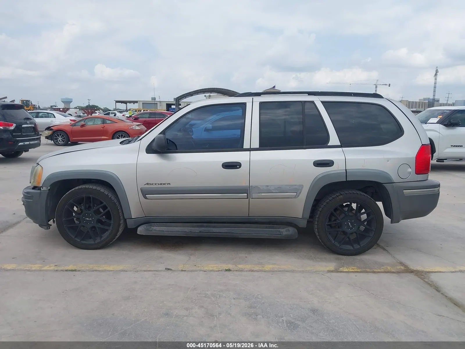2005 Isuzu Ascender S