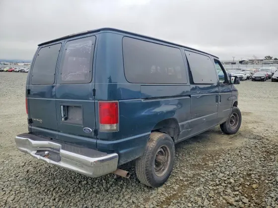 1998 Ford Club Wagon XL