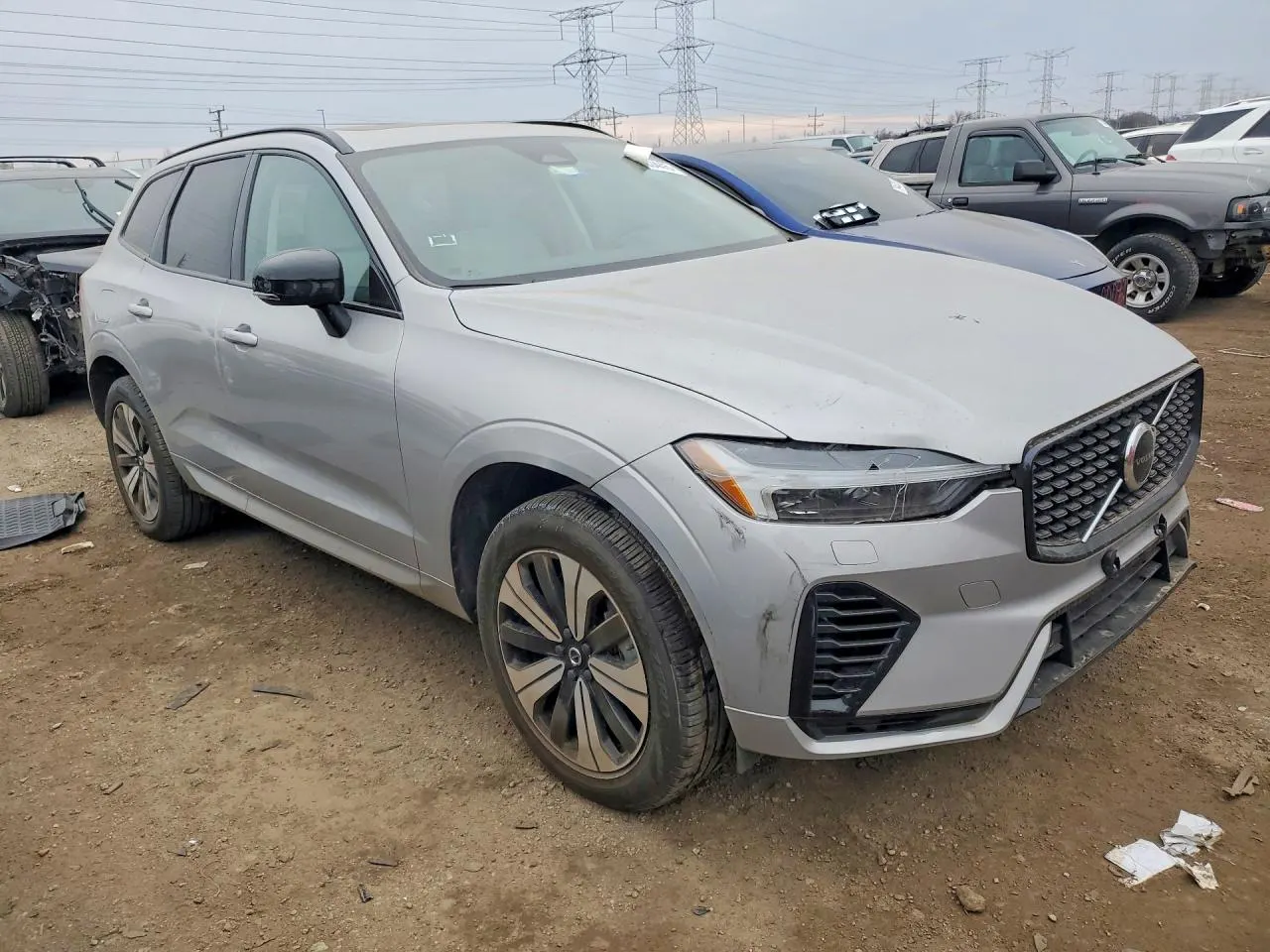 2025 Volvo XC60 Plug-In Hybrid Core