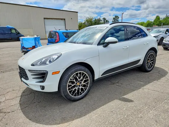 2015 Porsche Macan S