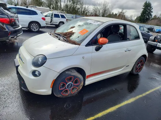 2015 FIAT 500e 500