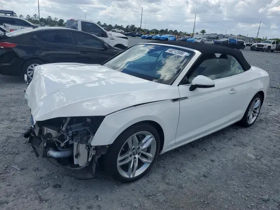 2019 Audi A5 Cabriolet Premium