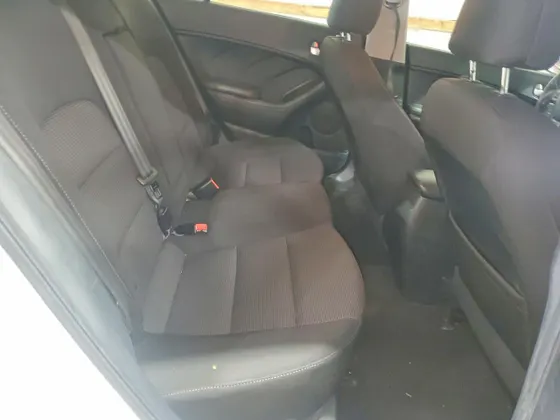 2017 Kia Forte5 LX