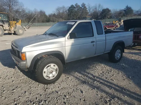 1986 Nissan King Cab 4WD E