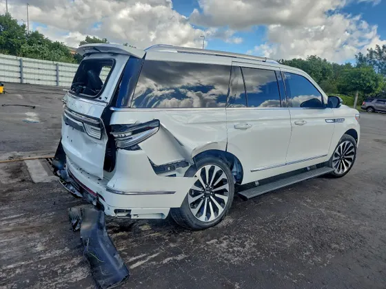 2023 Lincoln Navigator Reserve
