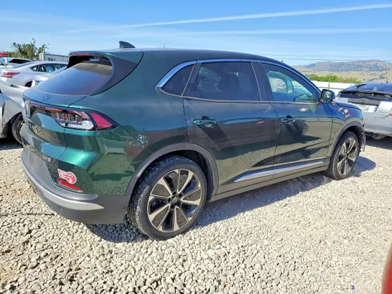 2023 VinFast VF 8 Plus