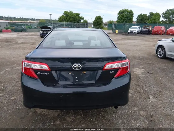 2013 Toyota Camry LE