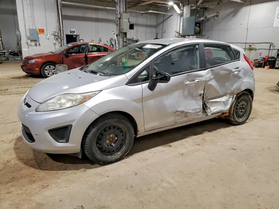 2013 Ford Fiesta SE